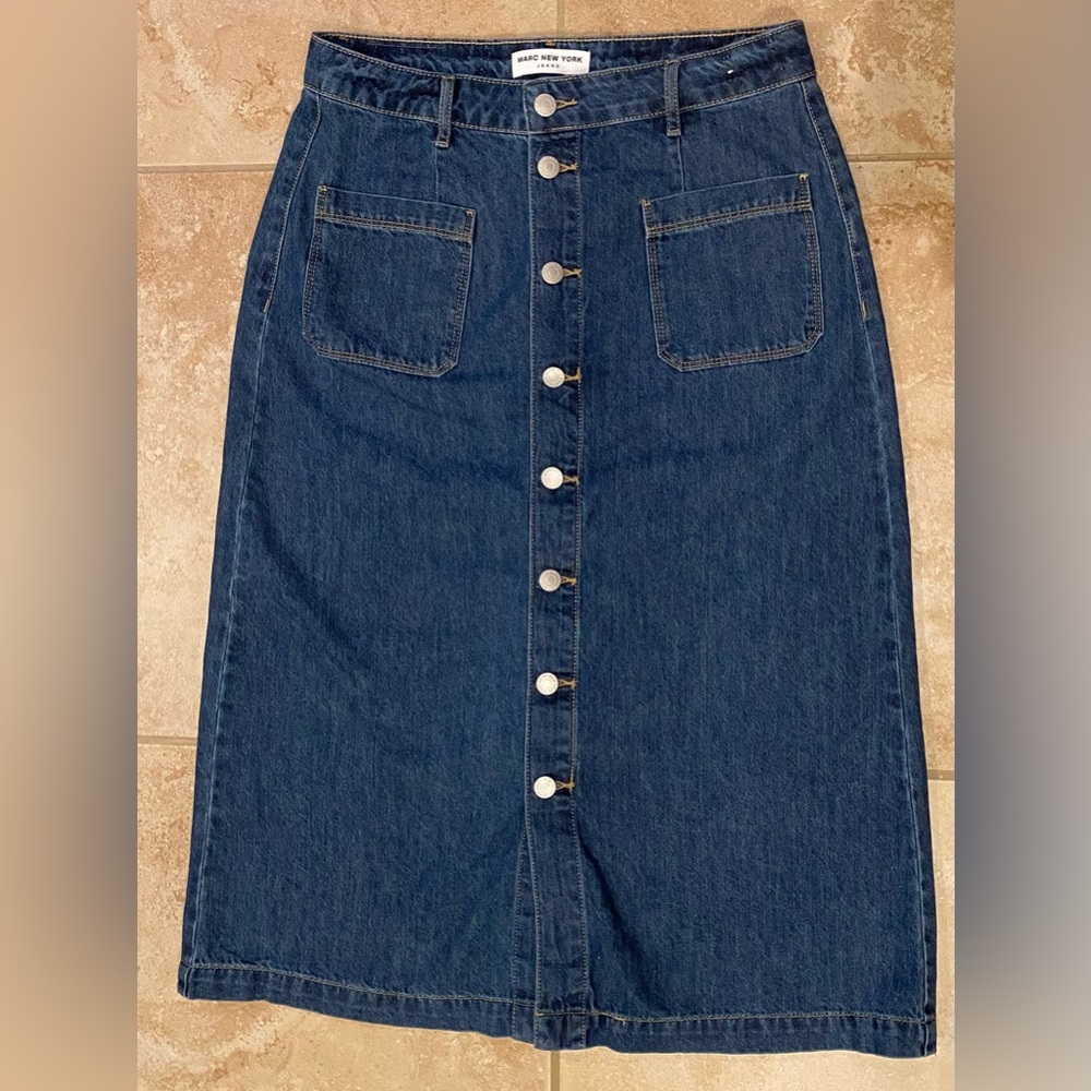 Marc New York Jeans Blue Denim Button Front Midi Skirt Like New - Size 6 - Picture 12 of 12